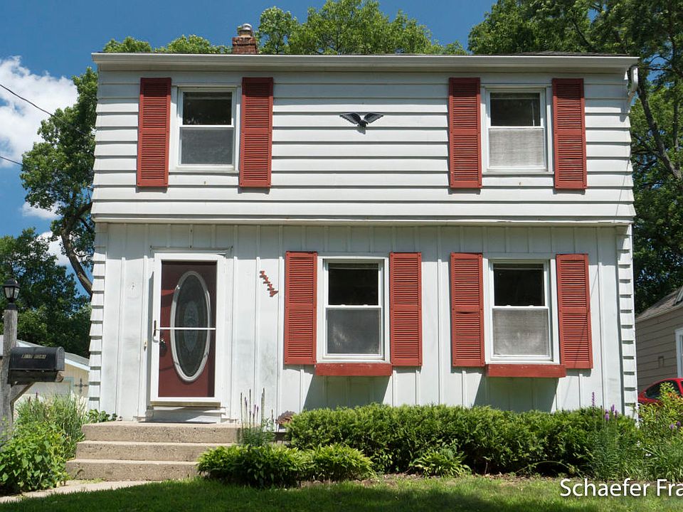 1st image of 1117 Edna St SE