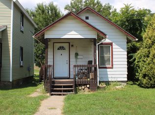339 12th St, East Moline, IL 61244