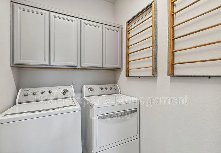 1833 Meadow Trail Ln — Photo 9