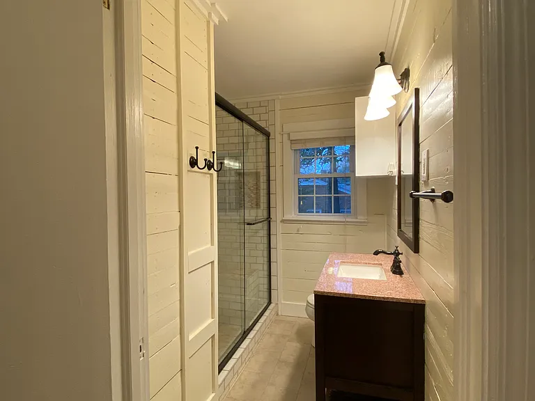 114 W Union St — Photo 7