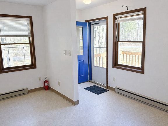 2nd image of 580 W King Rd #2