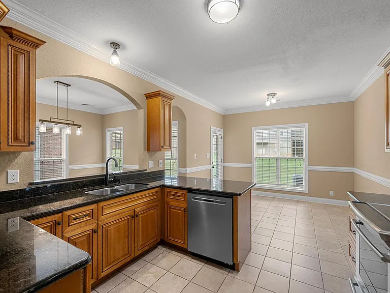 268 Turnberry Cir — Photo 15