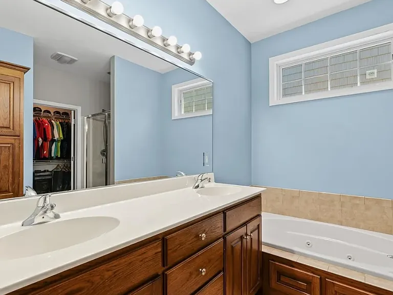 1632 Cobblefield Rd — Photo 12