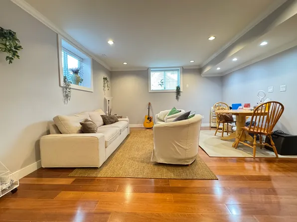 16989 78a Ave #Basement, Surrey, BC V4N 6L4