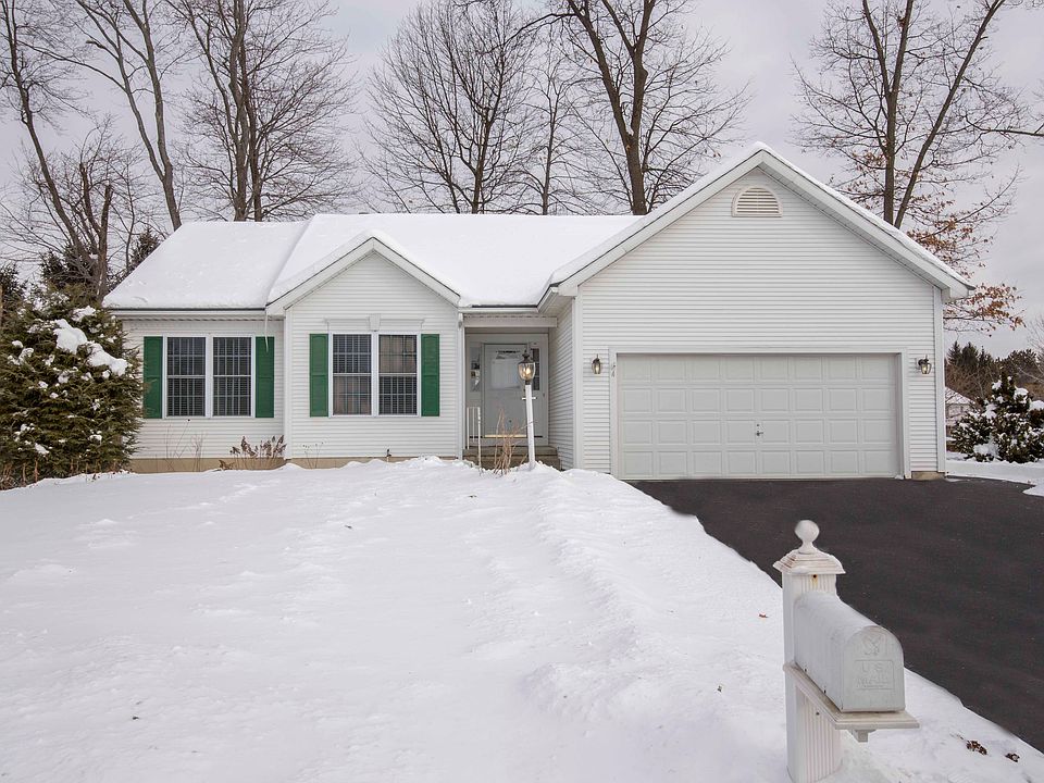 1st image of 4 Hampshire Pl