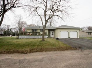 978 Monroe St S, Prescott, WI 54021