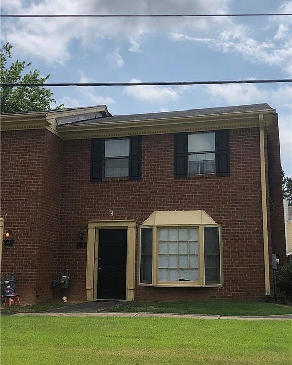 1st image of 1917 McElvaney Ln