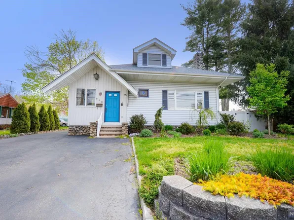 5 River Rd #23, Fair Lawn, NJ 07410