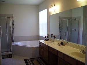 3rd image of 8330 Hedgewood Dr