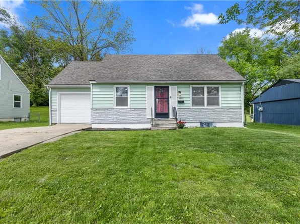 4632 E 43rd Ter, Kansas City, MO 64130