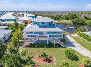 4011 Galt Island Ave, Saint James City, FL 33956