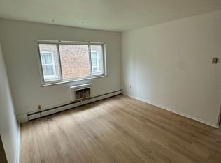 11029 Detroit Ave APT 4, Cleveland, OH 44102