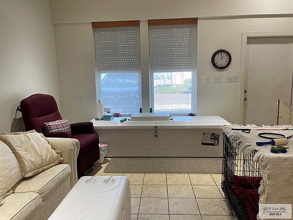 3rd image of 126 Isabella Point Dr #B