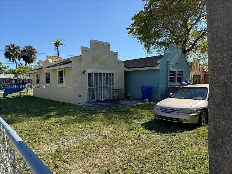 1501 NW 57th St — Photo 3