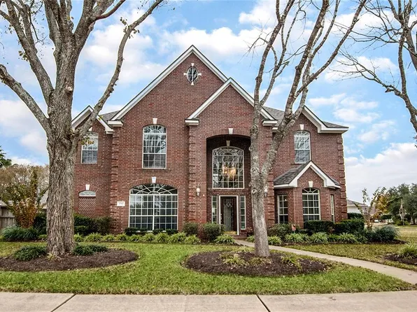 1302 Eagle Lakes Dr, Friendswood, TX 77546