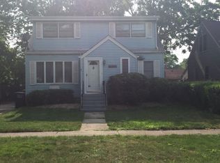 17812 Escanaba Ave, Lansing, IL