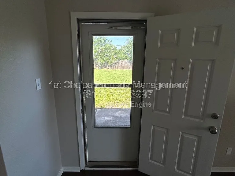 6539 Central Ave — Photo 8