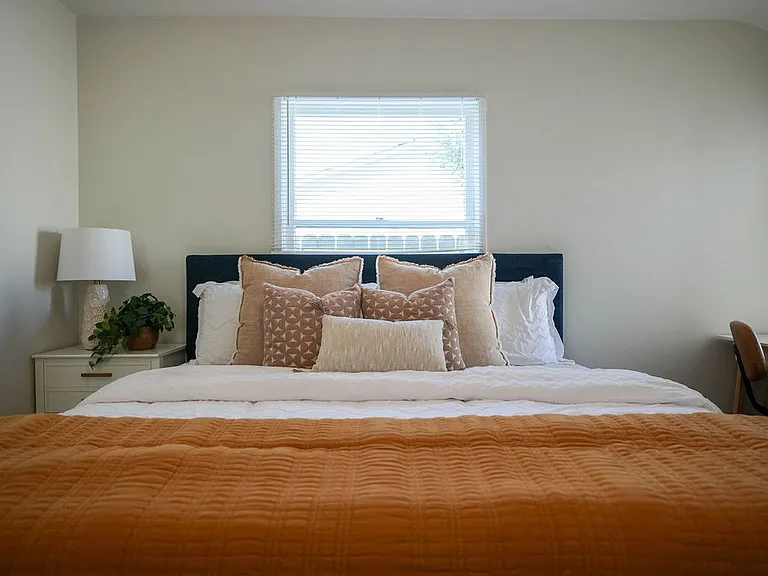 2307 W Verdugo Ave — Photo 45