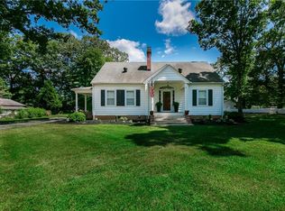 6074 Summit Ave, Browns Summit, NC 27214