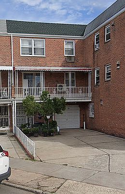 1st image of 4281 Crommelin Ave Floor 3