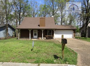 117 Rolling Oaks Dr, Maumelle, AR 72113