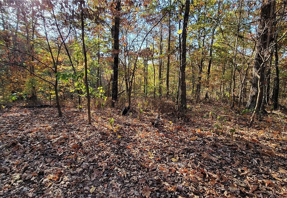 2nd image of 15 Aberdeen Ln