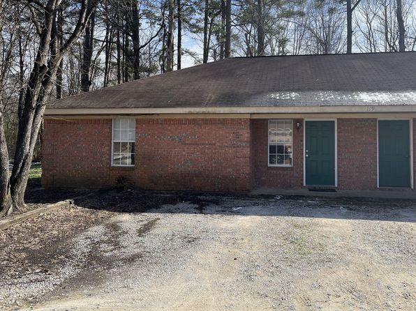 119 Stanford Dr #16B, Saltillo, MS 38866