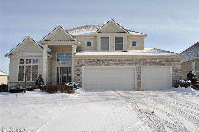 1st image of 403 Saint Andrews Ln