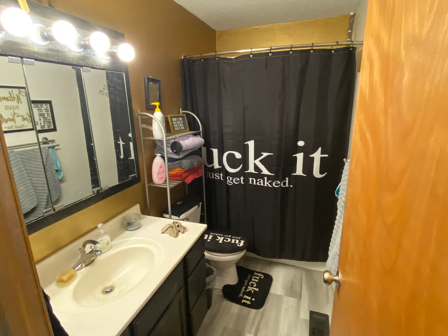 5 bed, 3016 sqft, $2,750 — Photo 3