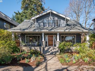4011 SE Woodward St, Portland, OR 97202