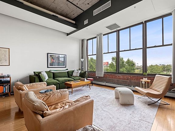 5th image of 156 Porter St APT 317