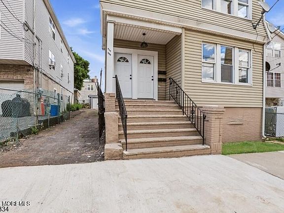 2nd image of 235-237 Lehigh Ave #2