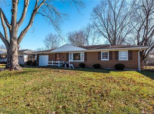 5 Oxford Dr, New Albany, IN 47150