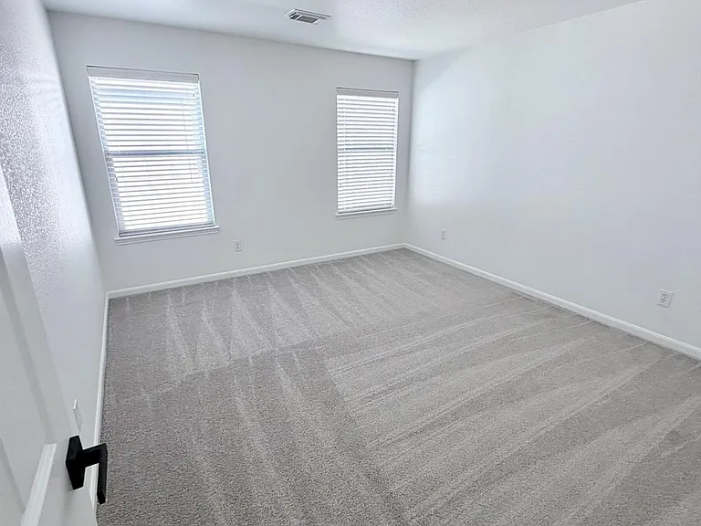 5530 Gable Meadows Dr — Photo 16