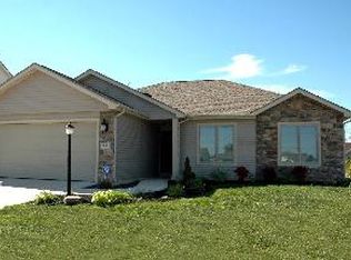 2161 Highlander Dr, Warsaw, IN 46580