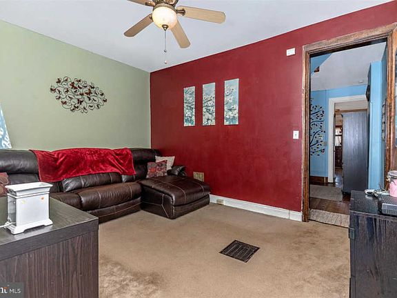 3rd image of 161 Belview Ave
