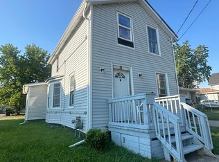 18 E Drullard Ave, Lancaster, NY 14086