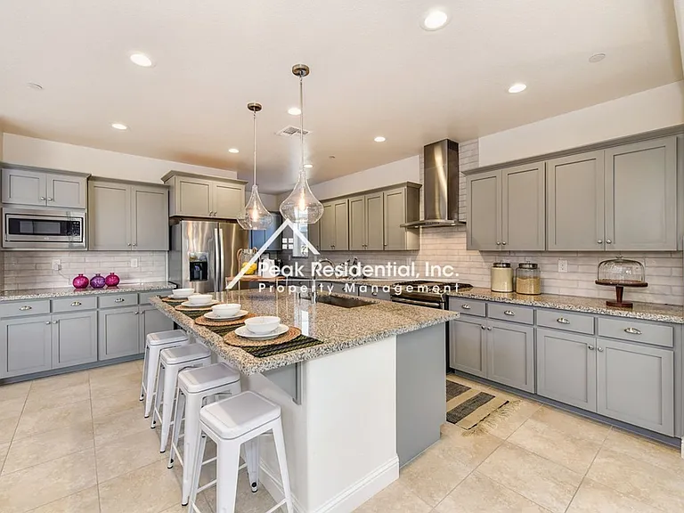 12753 Glass Beach Dr — Photo 25
