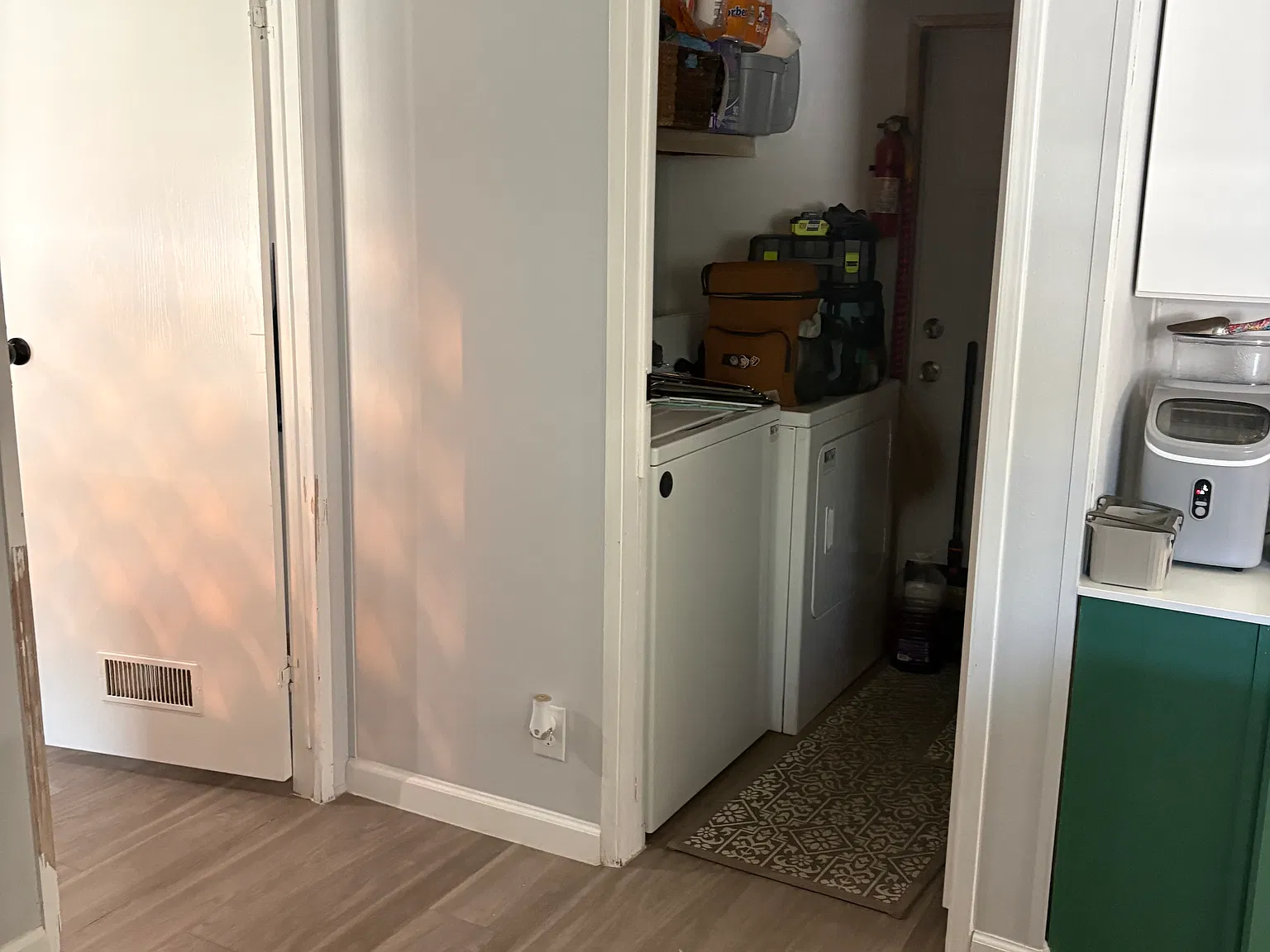 3 bed, 1292 sqft, $1,907 — Photo 4