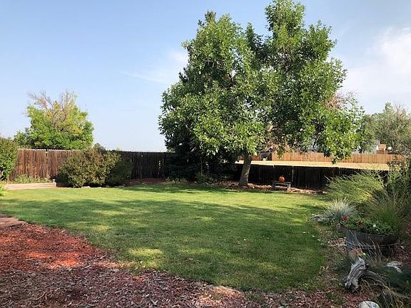 2nd image of 3049 W 11th Avenue Cir