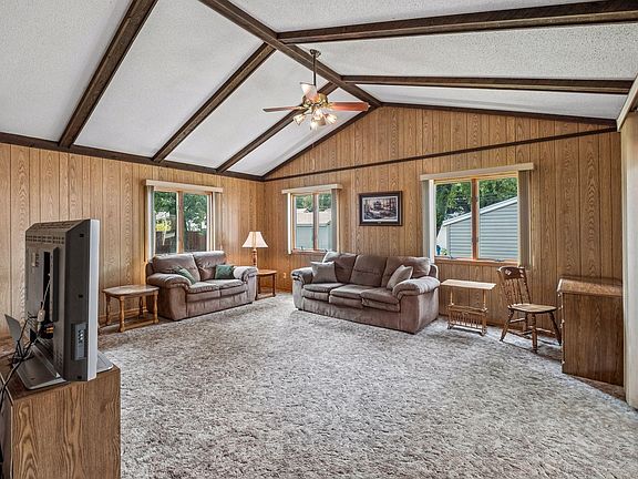 4th image of 3637 Orchard Ave N