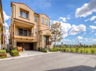 1110 Gardiner Ln, Fullerton, CA 92833