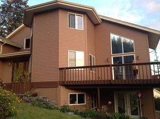 502 Charteris St, Sitka, AK 99835