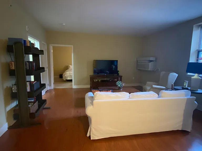 171 Grape St #202 — Photo 6