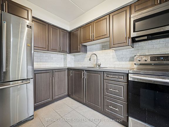 2nd image of 207 Galloway Rd Unit 704