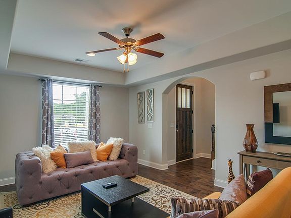 4th image of 503 Harpeth Park Dr