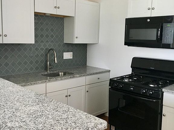4th image of 10931 Modena Dr Floor 1