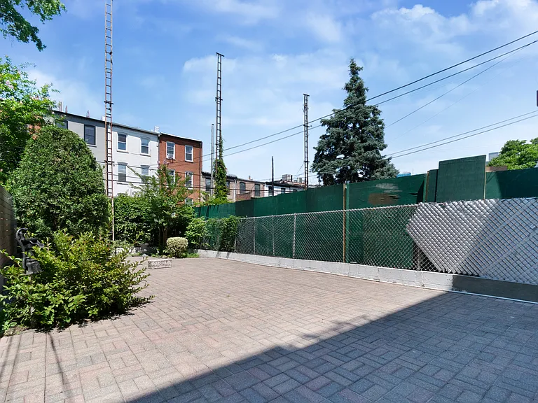 285 Carroll St #1 — Photo 19