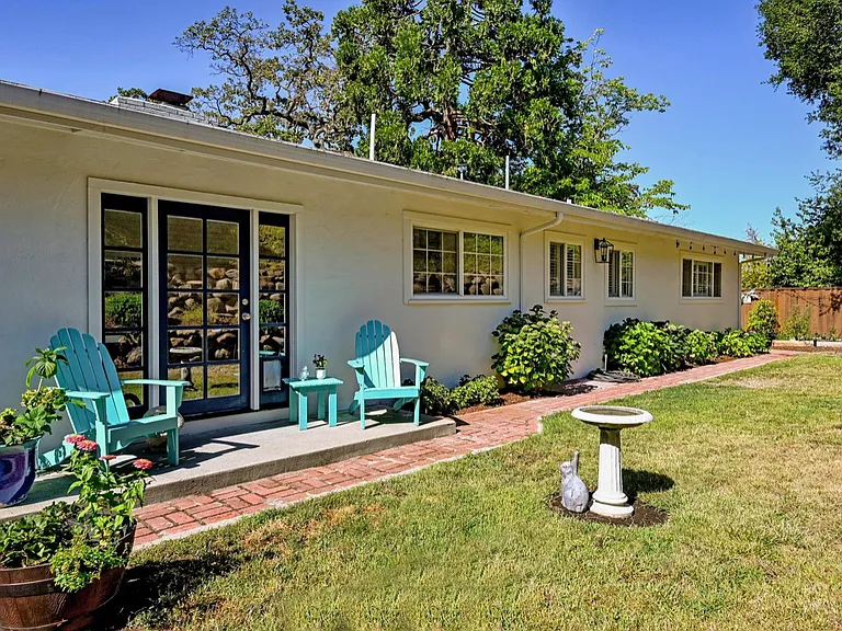 1660 Green Valley Rd — Photo 23