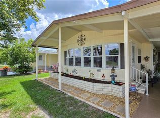 5403 Mohawk St, Zephyrhills, FL 33542